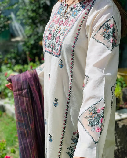 Naz Embroidered - 2 pieces - Stylosefashion