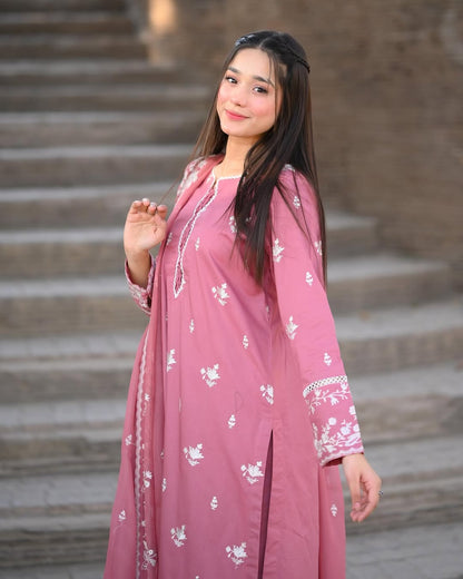 NAZNEEN EMBROIDERY 3PC - Stylosefashion