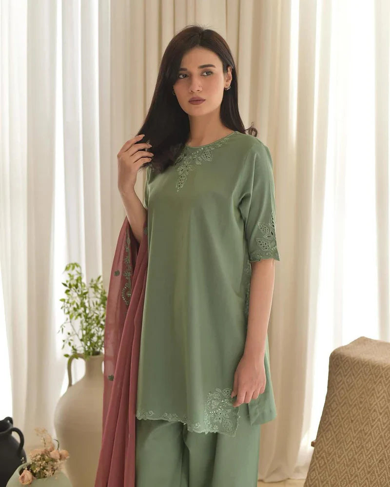 AIRA 3PC ( FARSHI SHALWAR ) - Stylosefashion